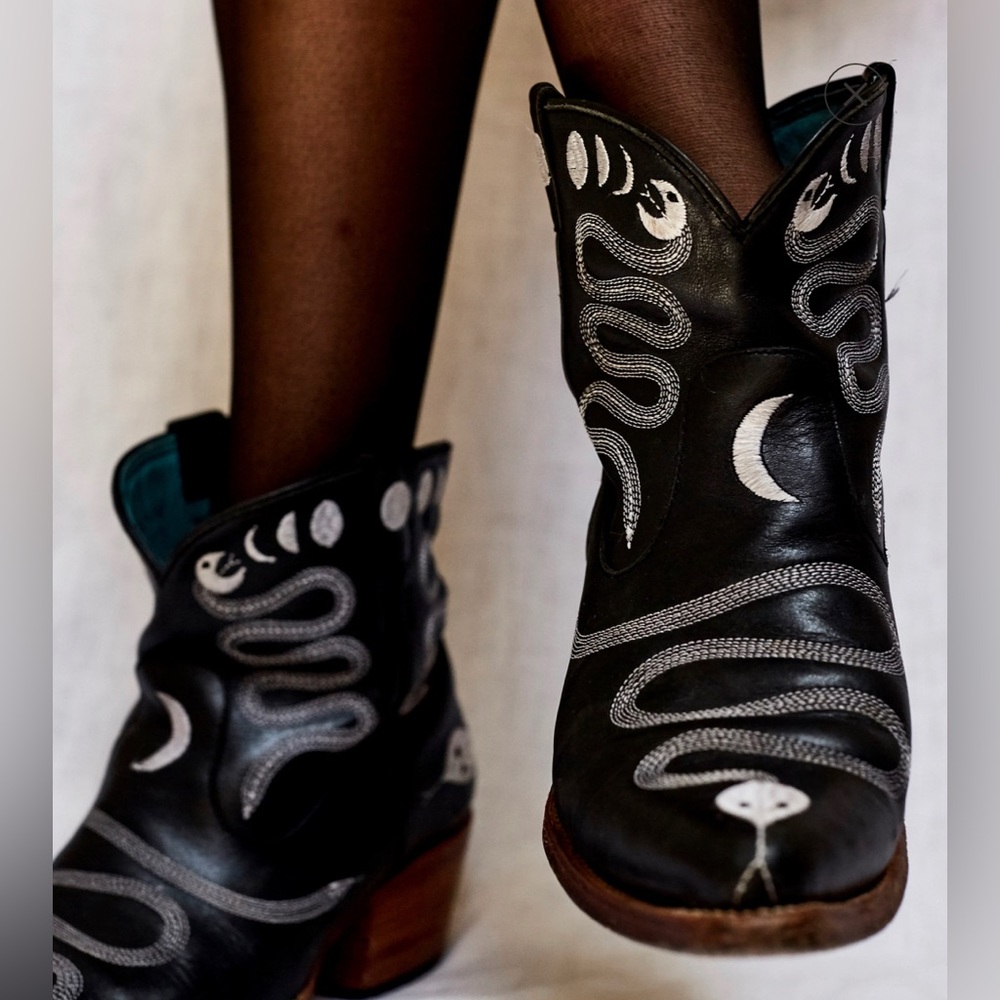 PS Kaufman Black Leather Western Boots